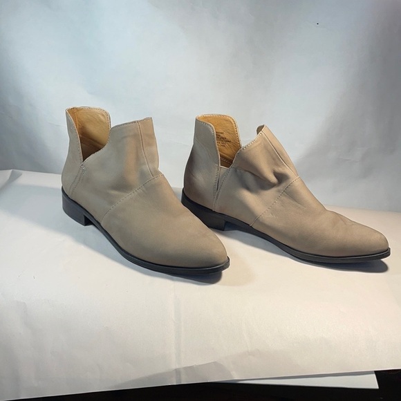 Lucky Brand Leather Paramo Bootie Titanium Ankle Boots Gray Women's - Picture 1 of 15